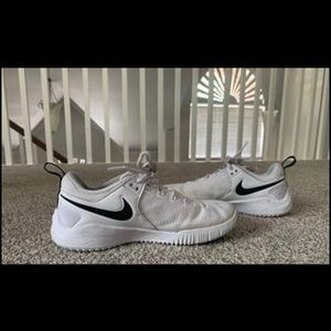 Nike women’s volleyball shoes size 7.5